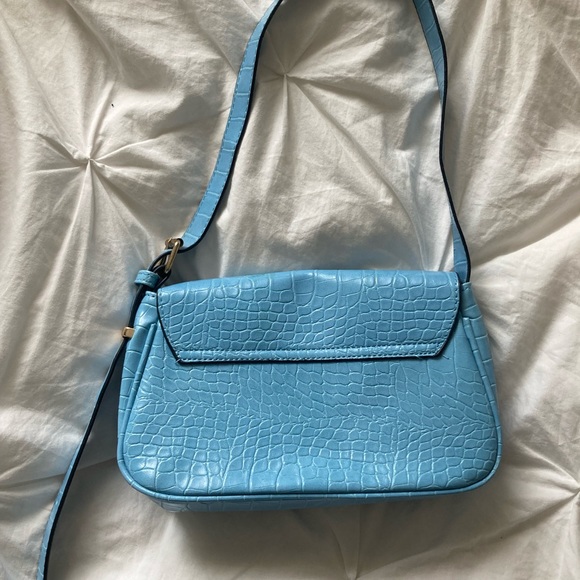 Baby Blue snake scale print handbag/shoulder bag - adjustable handle - Picture 2 of 3